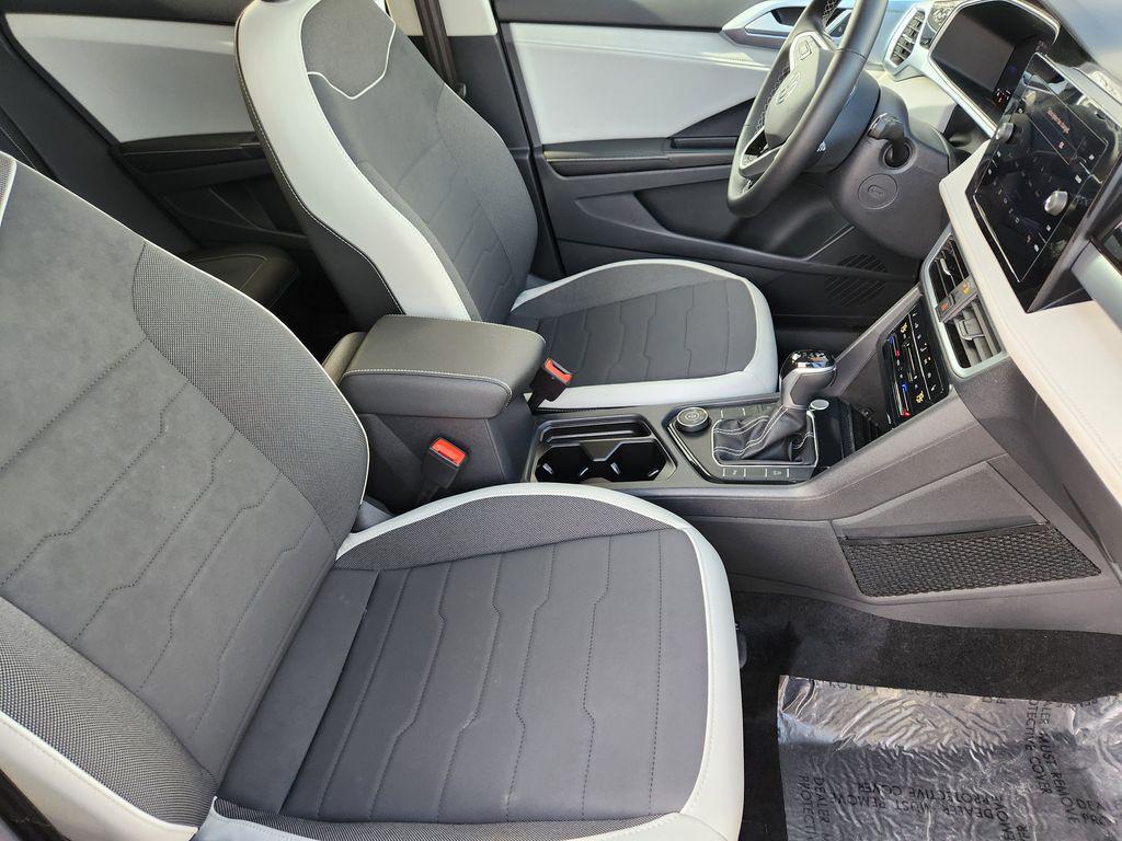 new 2025 Volkswagen Taos car, priced at $32,401