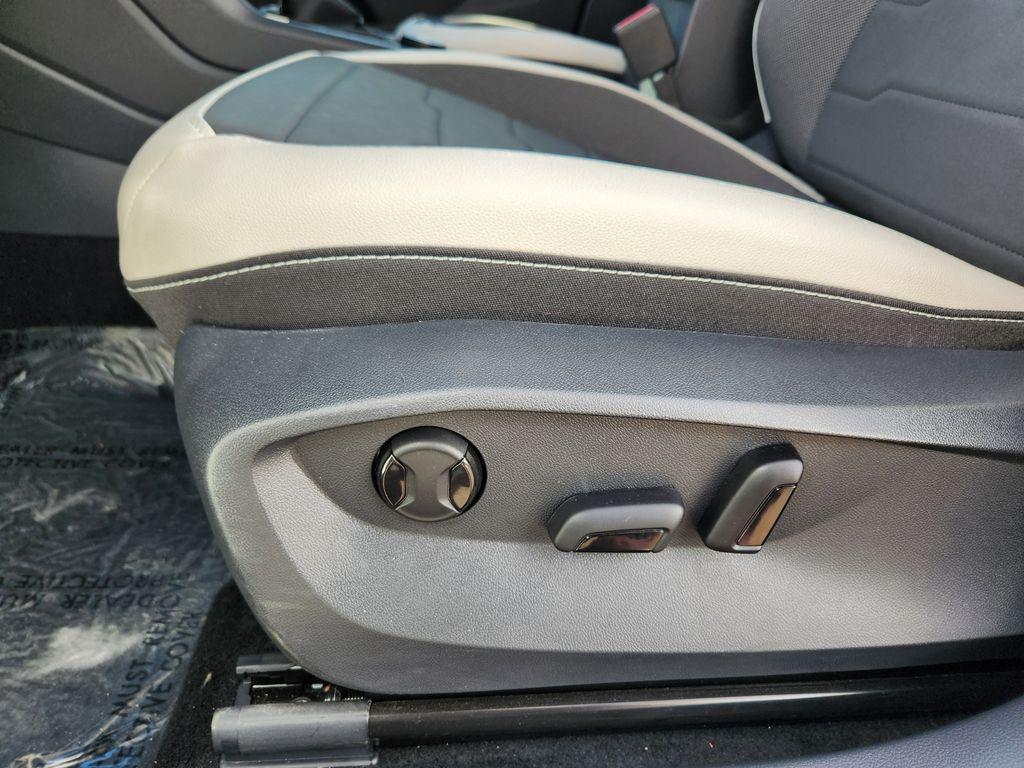 new 2025 Volkswagen Taos car, priced at $32,401