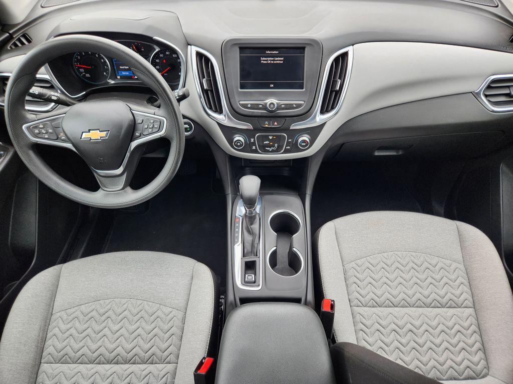 used 2022 Chevrolet Equinox car, priced at $19,987