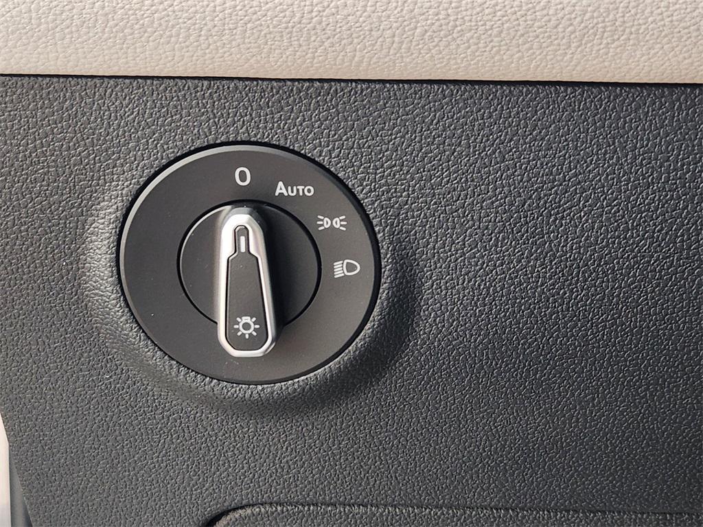 new 2025 Volkswagen Taos car, priced at $26,577