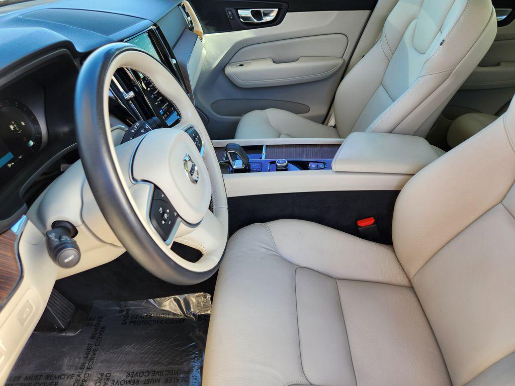 used 2022 Volvo XC60 car, priced at $23,797