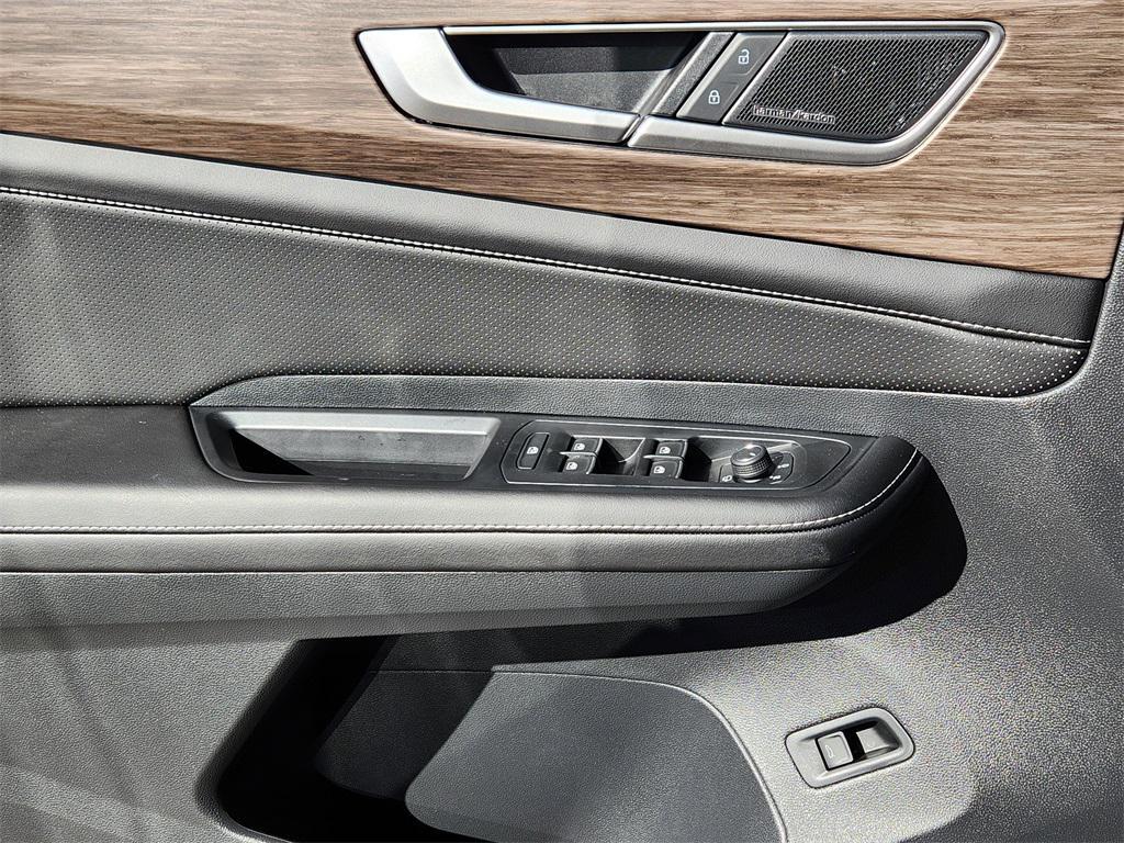 new 2026 Volkswagen Atlas car, priced at $55,854