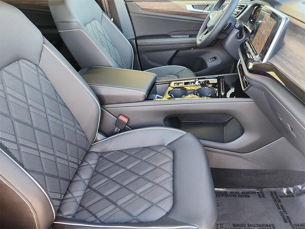 new 2026 Volkswagen Atlas car, priced at $55,854