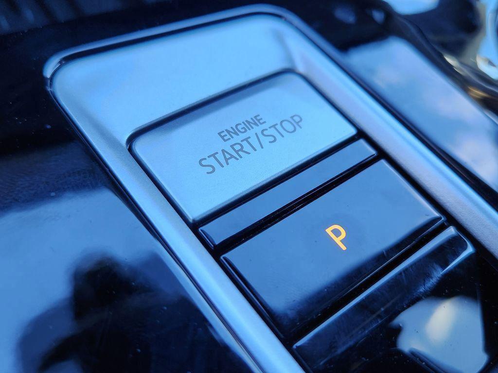 new 2026 Volkswagen Atlas Cross Sport car, priced at $46,003