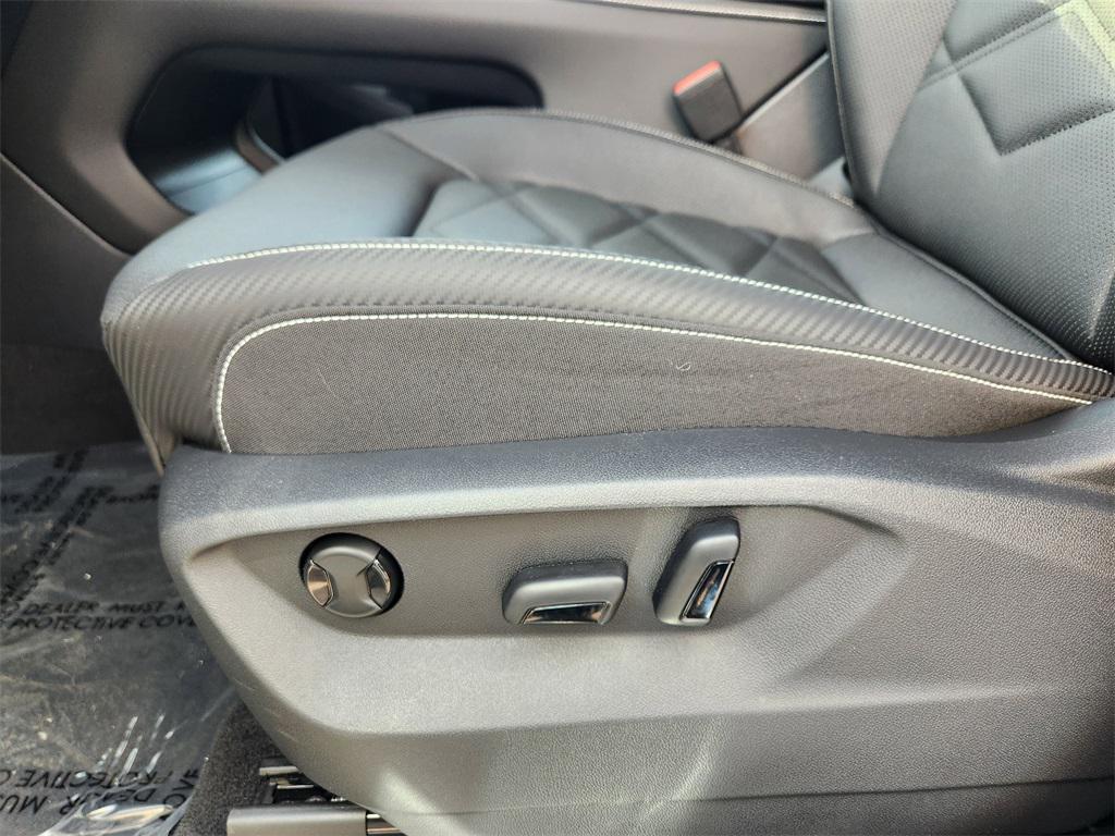 new 2026 Volkswagen Atlas Cross Sport car, priced at $47,637