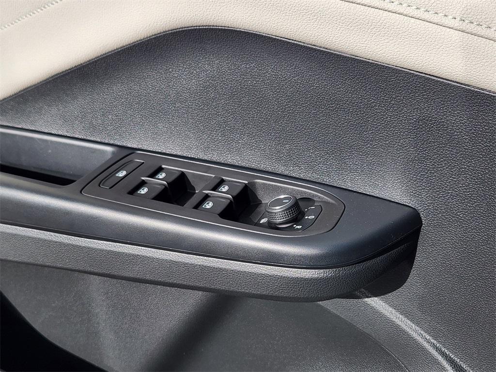 new 2026 Volkswagen Taos car, priced at $38,400