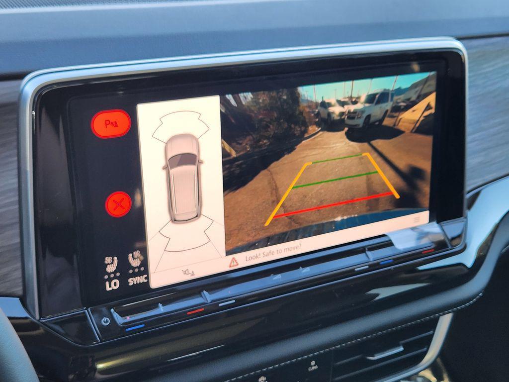 new 2026 Volkswagen Atlas car, priced at $51,422