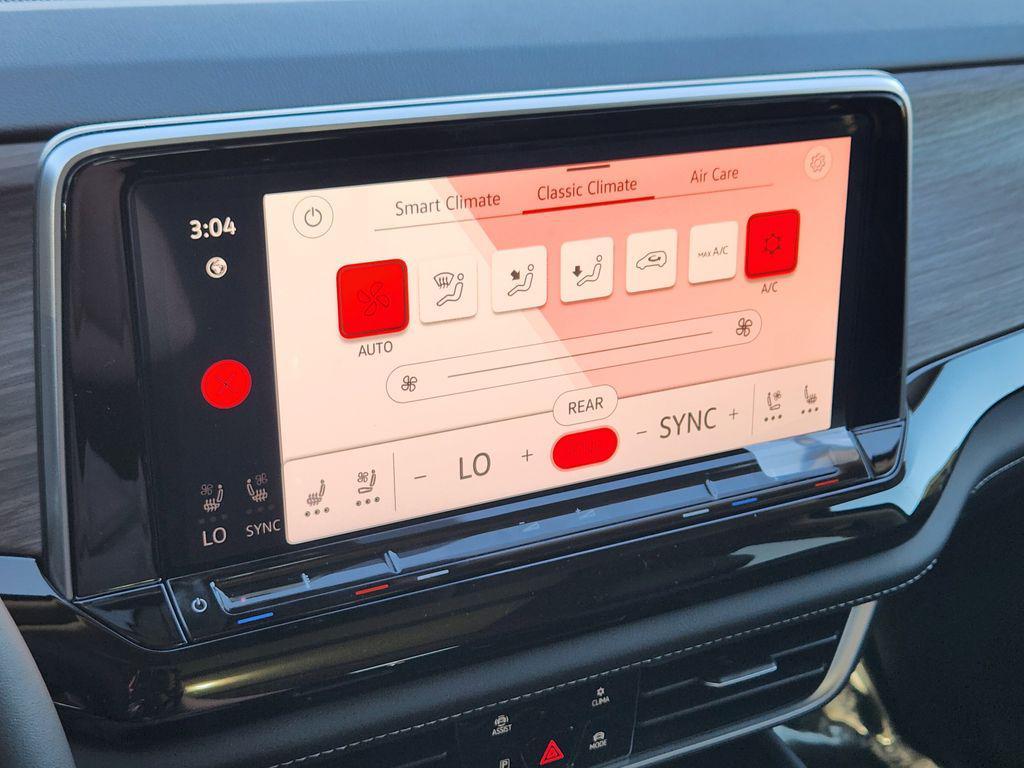 new 2026 Volkswagen Atlas car, priced at $51,422