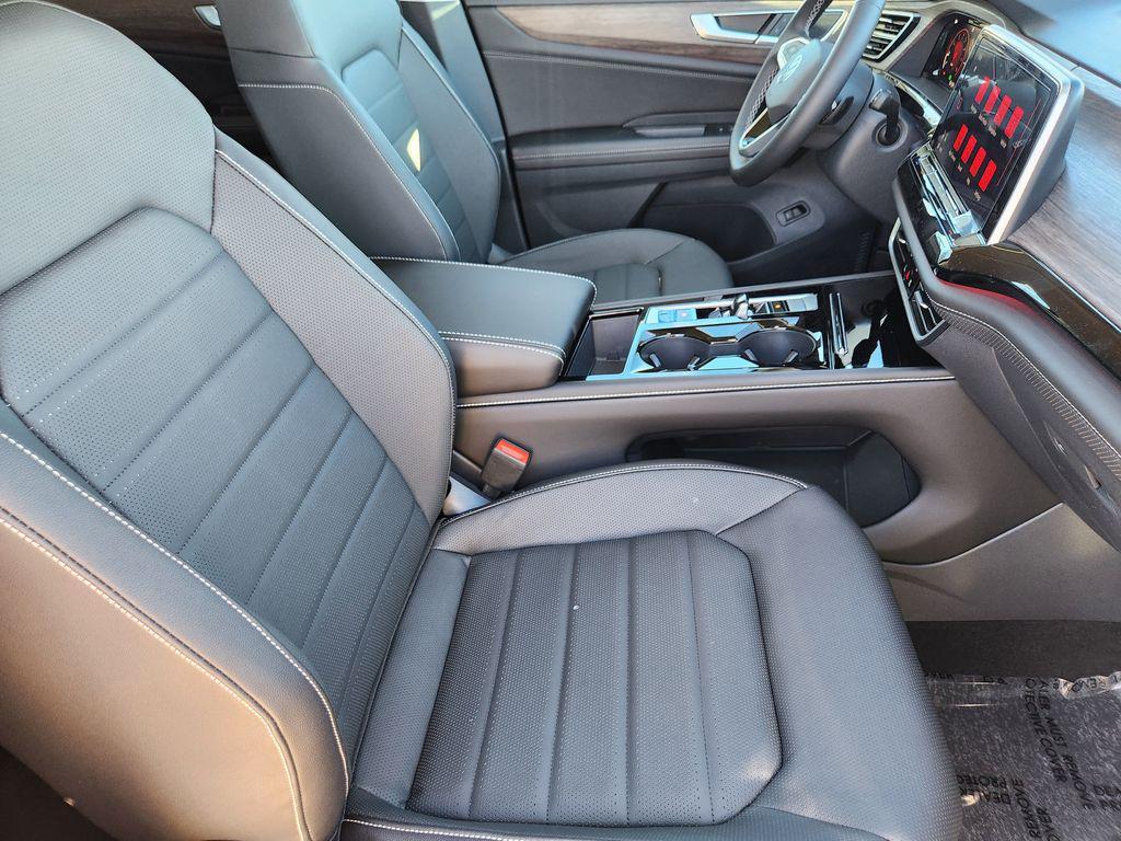 new 2026 Volkswagen Atlas car, priced at $51,422