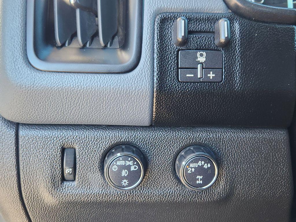 used 2018 Chevrolet Colorado car, priced at $28,549