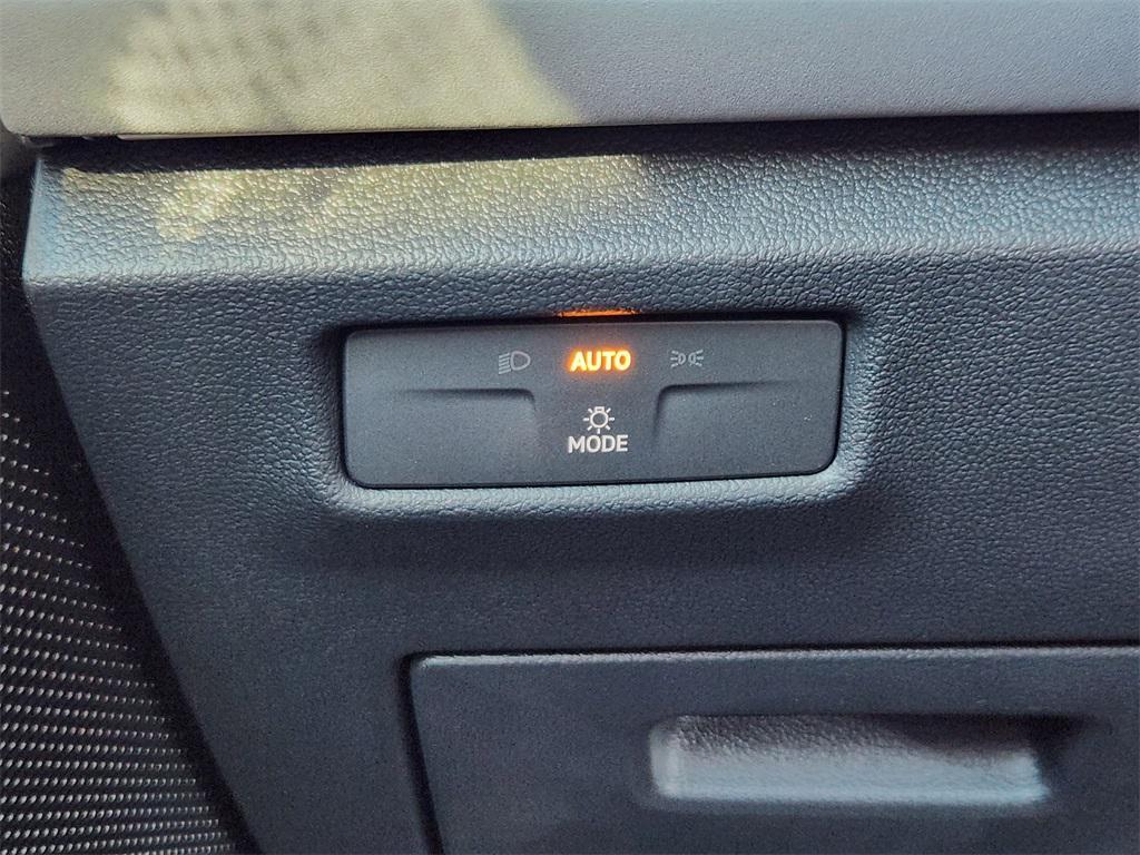 new 2026 Volkswagen Tiguan car, priced at $38,385