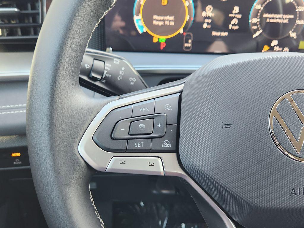 new 2026 Volkswagen Tiguan car, priced at $38,385