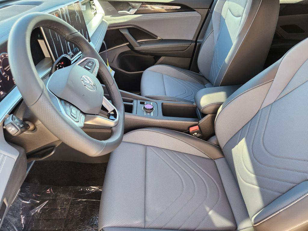 new 2026 Volkswagen Tiguan car, priced at $42,025