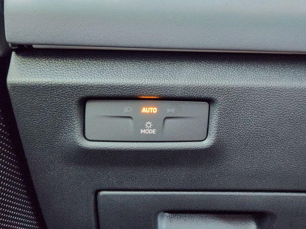 new 2026 Volkswagen Tiguan car, priced at $42,025