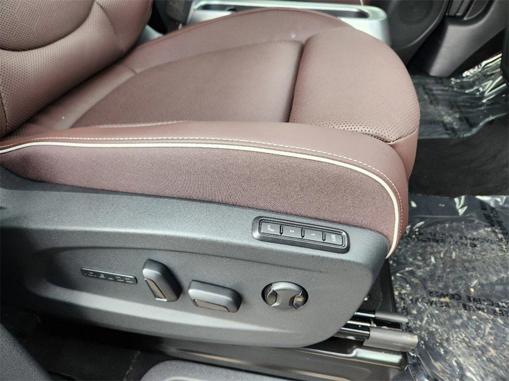 new 2025 Volkswagen ID. Buzz car, priced at $55,712