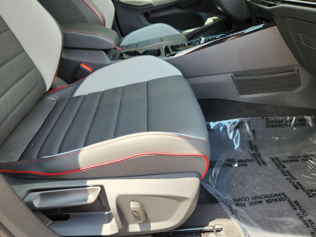 new 2025 Volkswagen Golf GTI car, priced at $38,289