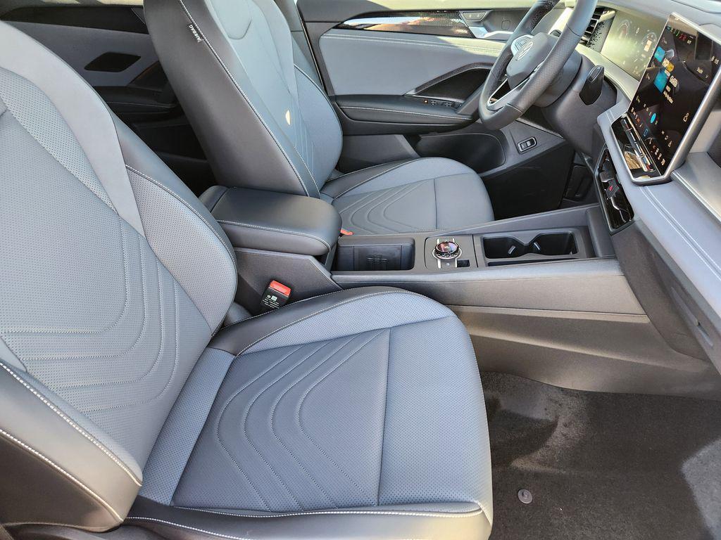 new 2026 Volkswagen Tiguan car, priced at $42,875