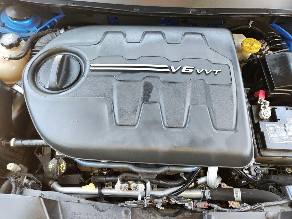 used 2017 Jeep Cherokee car, priced at $15,911