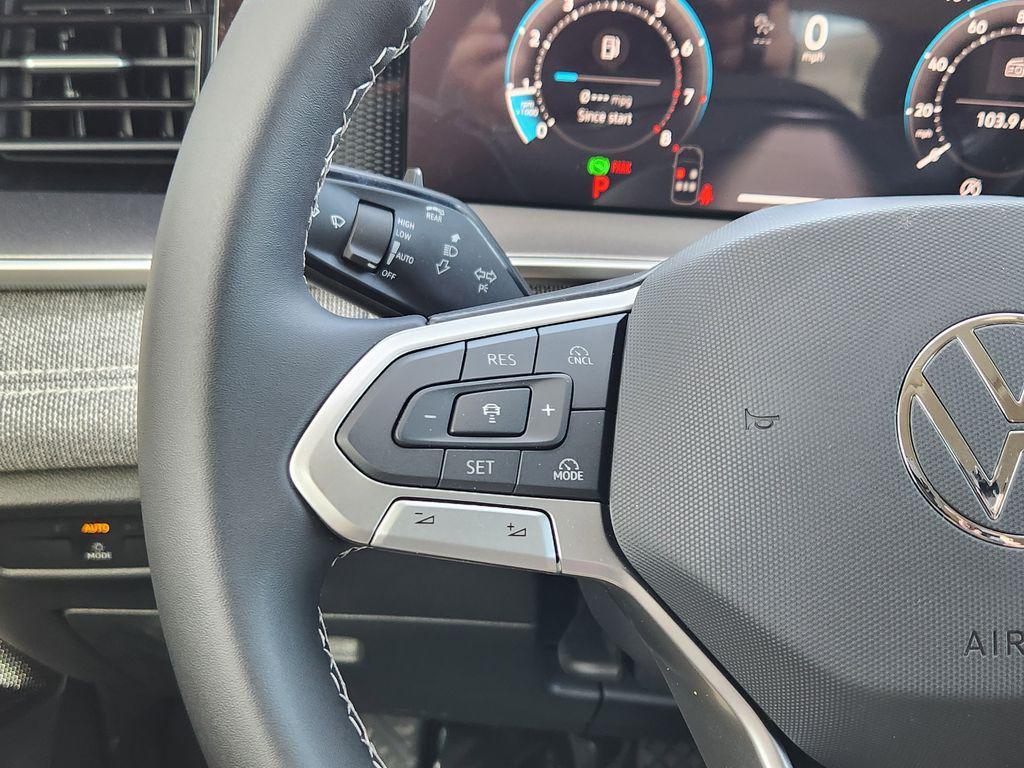 new 2026 Volkswagen Tiguan car, priced at $35,585