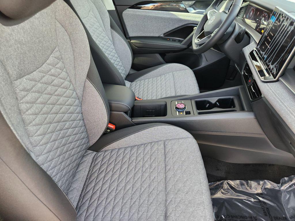 new 2026 Volkswagen Tiguan car, priced at $35,585