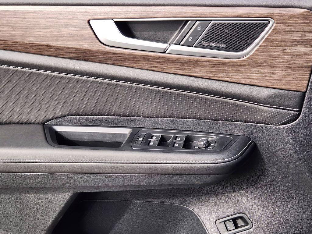 new 2026 Volkswagen Atlas car, priced at $57,119