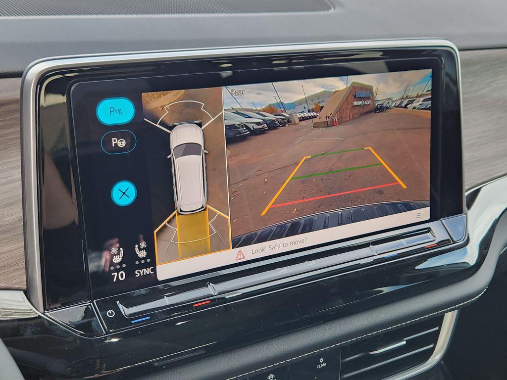 new 2026 Volkswagen Atlas car, priced at $57,119