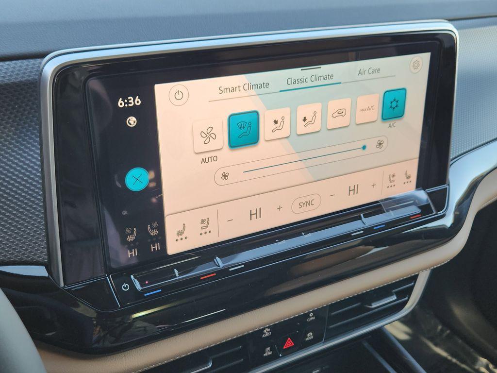 new 2026 Volkswagen Atlas Cross Sport car, priced at $51,407