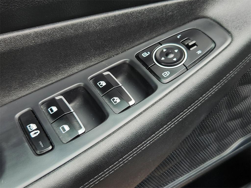 used 2023 Hyundai Santa Fe car, priced at $21,299