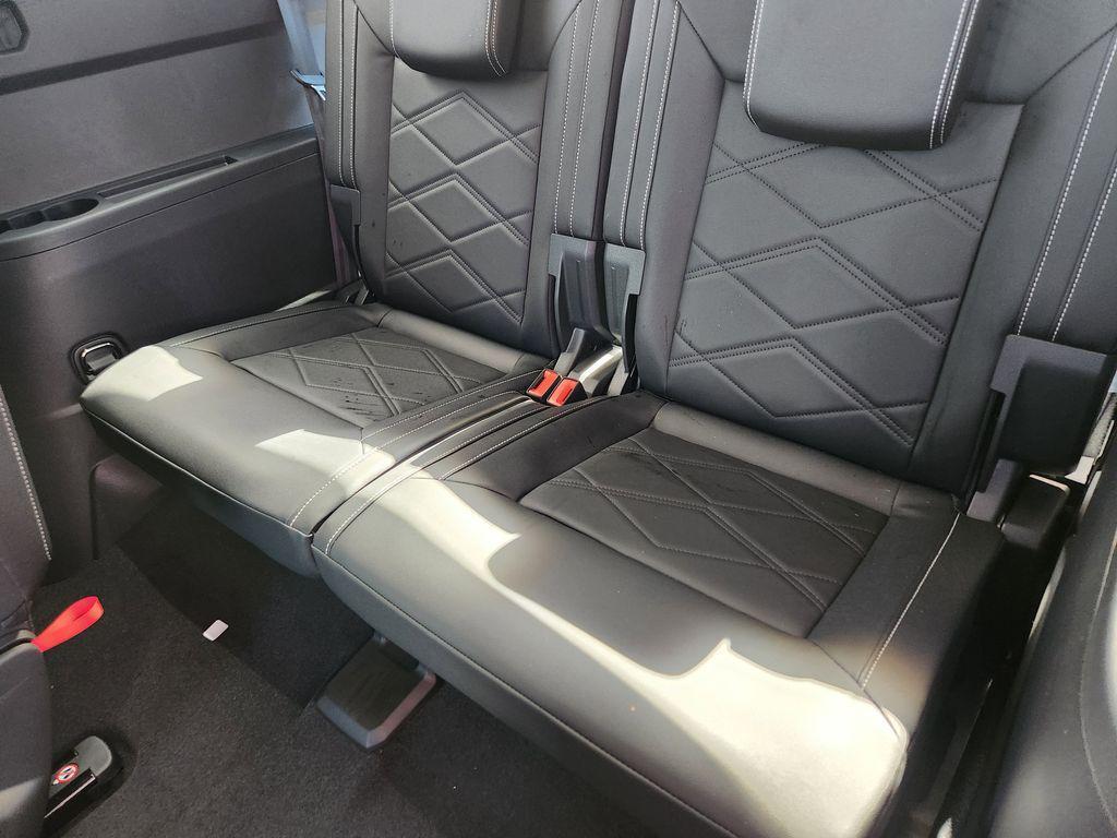 new 2026 Volkswagen Atlas car, priced at $49,652