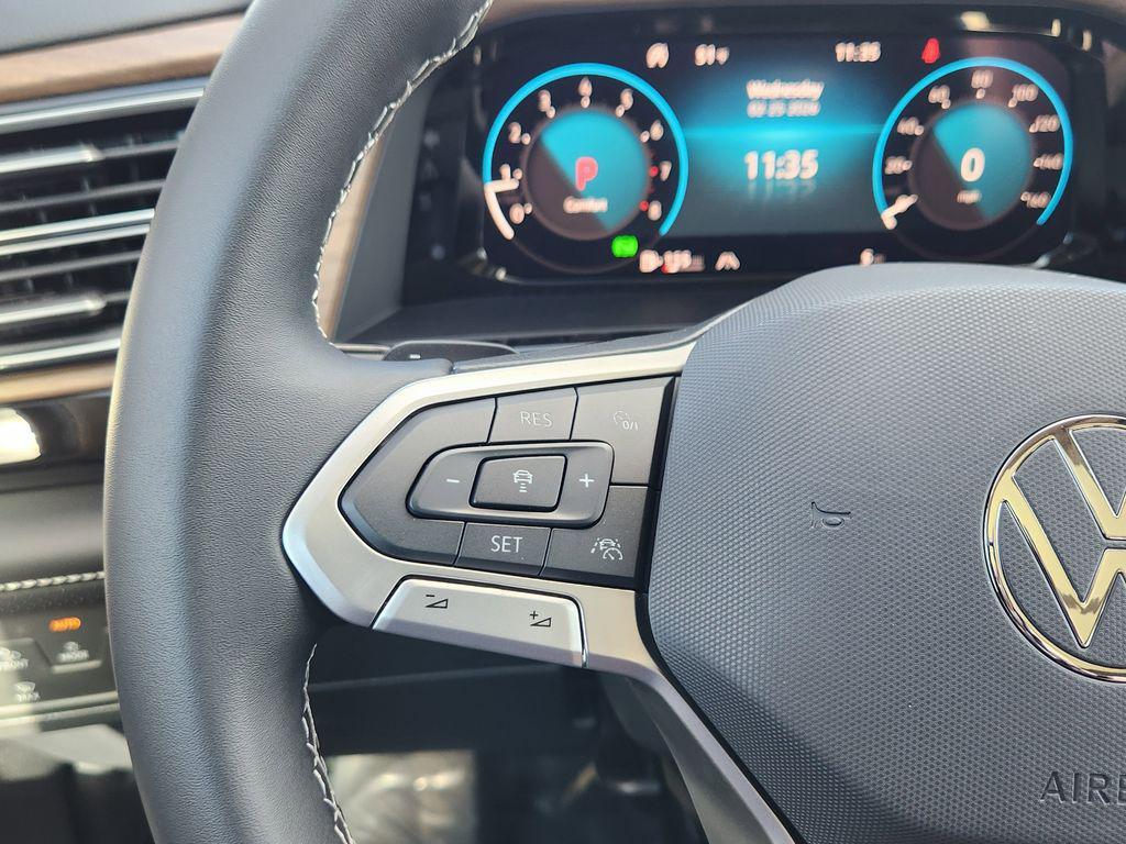 new 2026 Volkswagen Atlas car, priced at $49,652