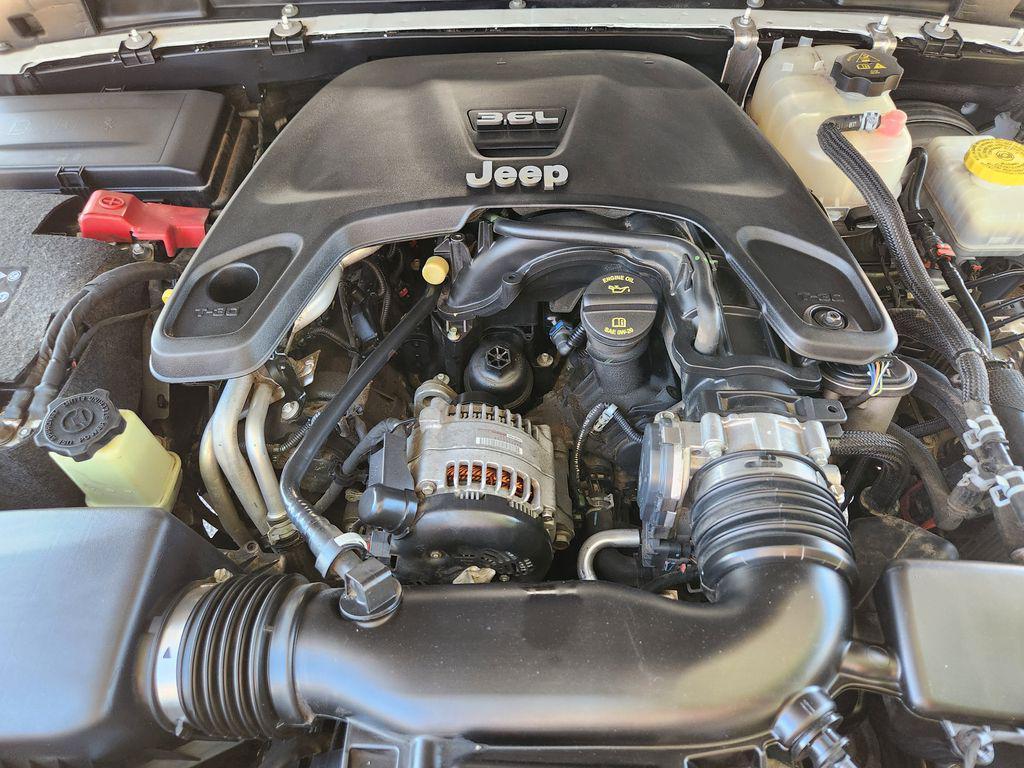 used 2018 Jeep Wrangler Unlimited car, priced at $22,287