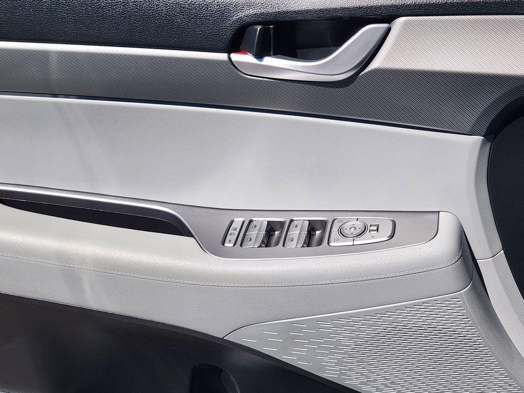 used 2025 Hyundai Palisade car, priced at $34,497
