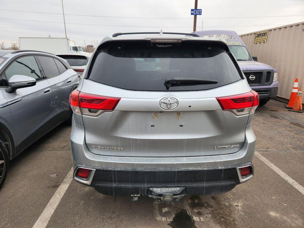 used 2019 Toyota Highlander car, priced at $25,797