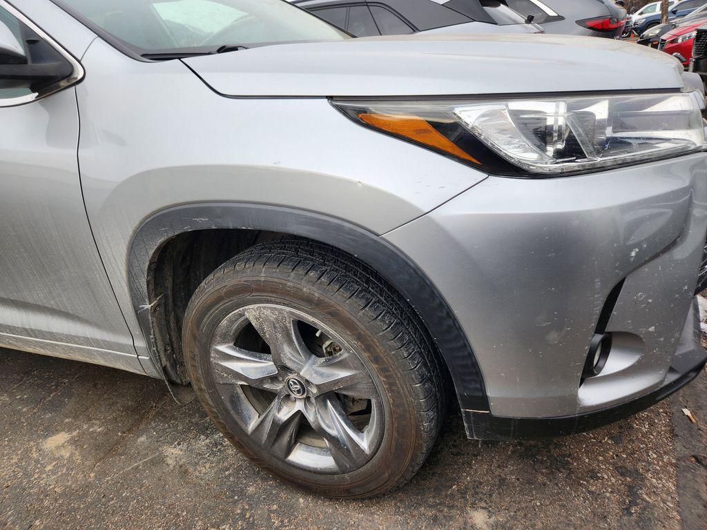 used 2019 Toyota Highlander car, priced at $25,797