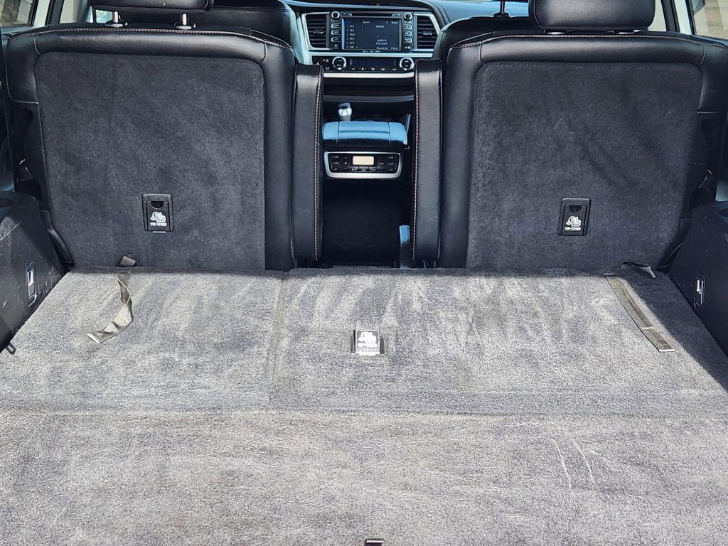 used 2019 Toyota Highlander car, priced at $25,549