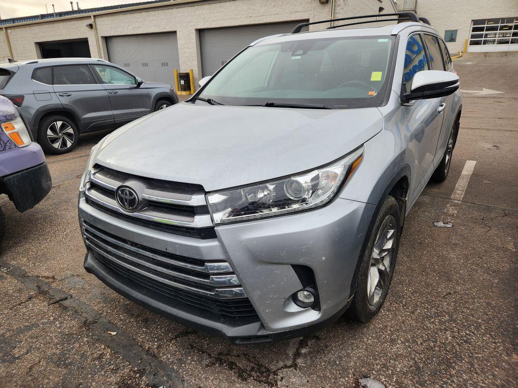 used 2019 Toyota Highlander car, priced at $25,797