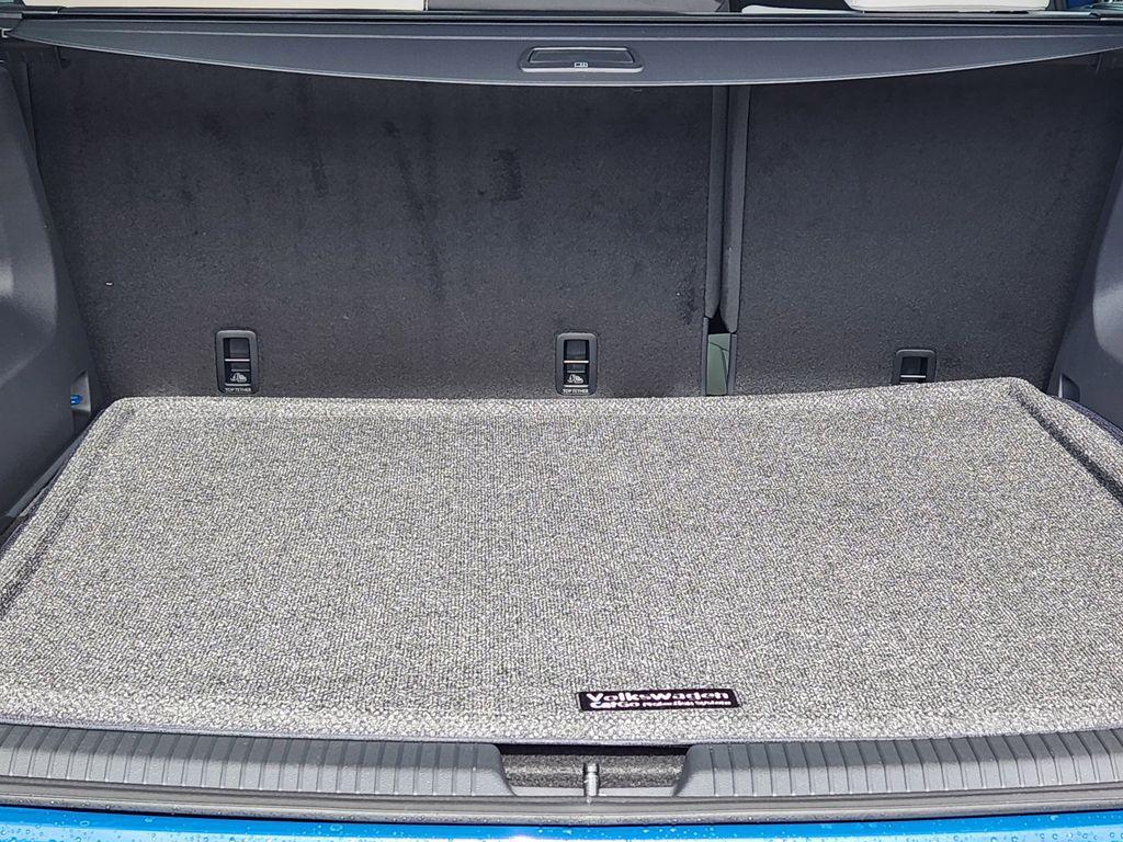 new 2026 Volkswagen Atlas Cross Sport car, priced at $54,437