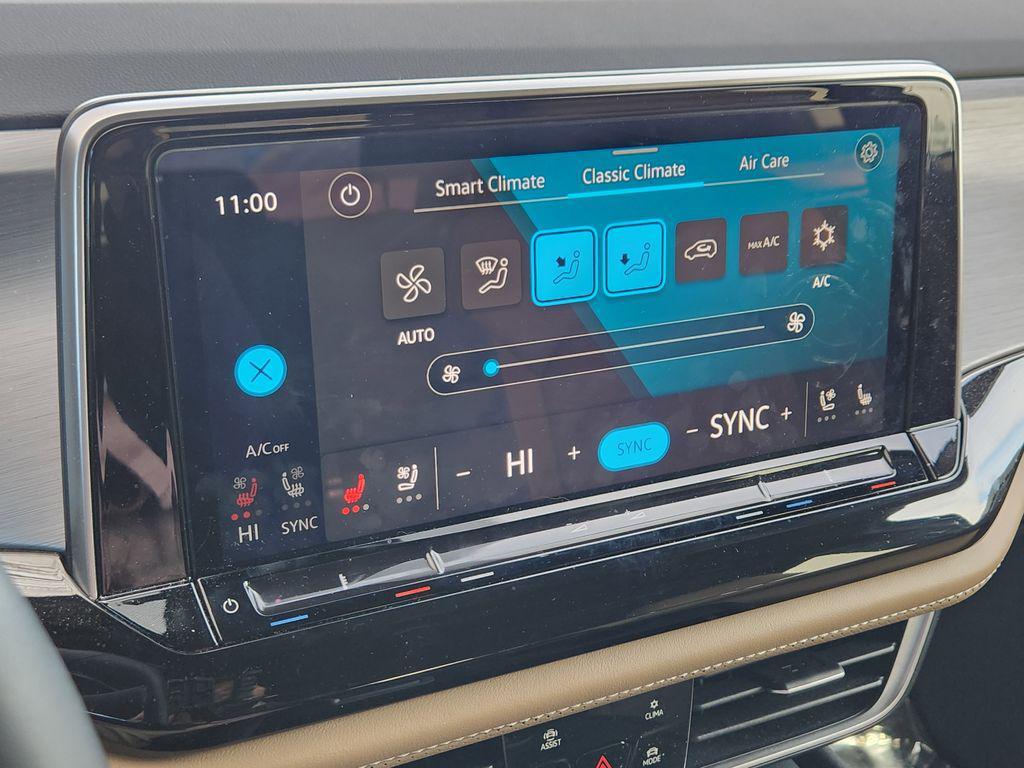 used 2025 Volkswagen Atlas Cross Sport car