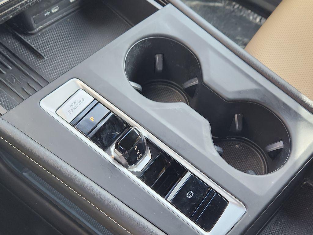 used 2025 Volkswagen Atlas Cross Sport car