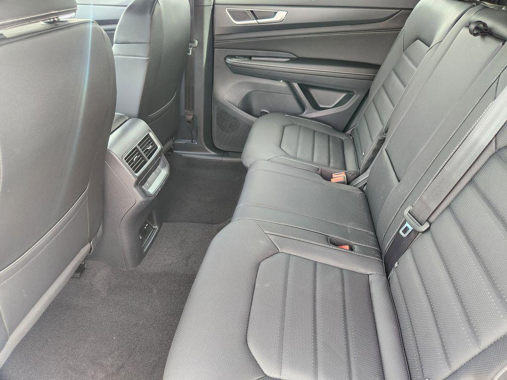 new 2026 Volkswagen Atlas Cross Sport car, priced at $51,407