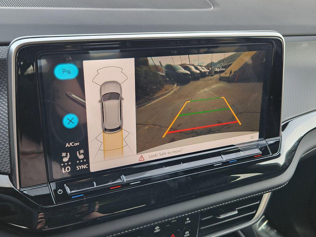 new 2026 Volkswagen Atlas Cross Sport car, priced at $51,407