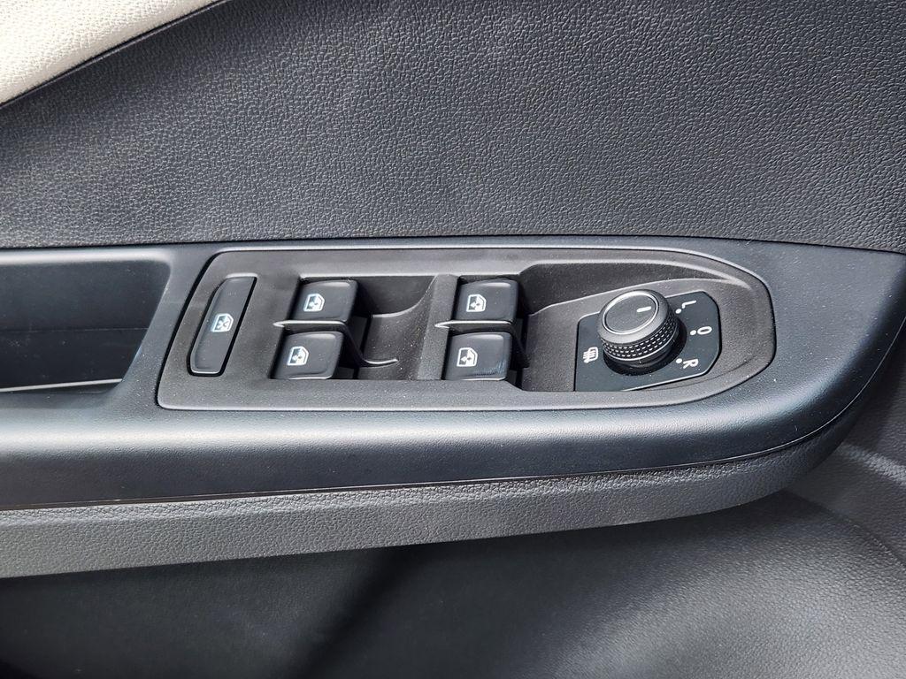 new 2025 Volkswagen Taos car, priced at $35,410