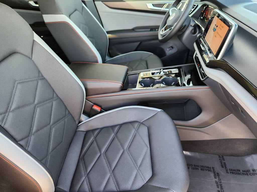 new 2026 Volkswagen Atlas car, priced at $49,472