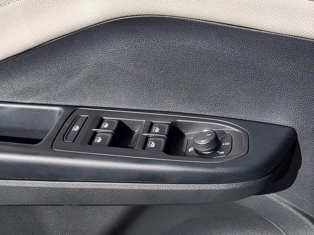 new 2026 Volkswagen Taos car, priced at $38,174