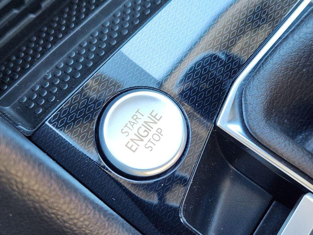 new 2026 Volkswagen Taos car, priced at $38,174