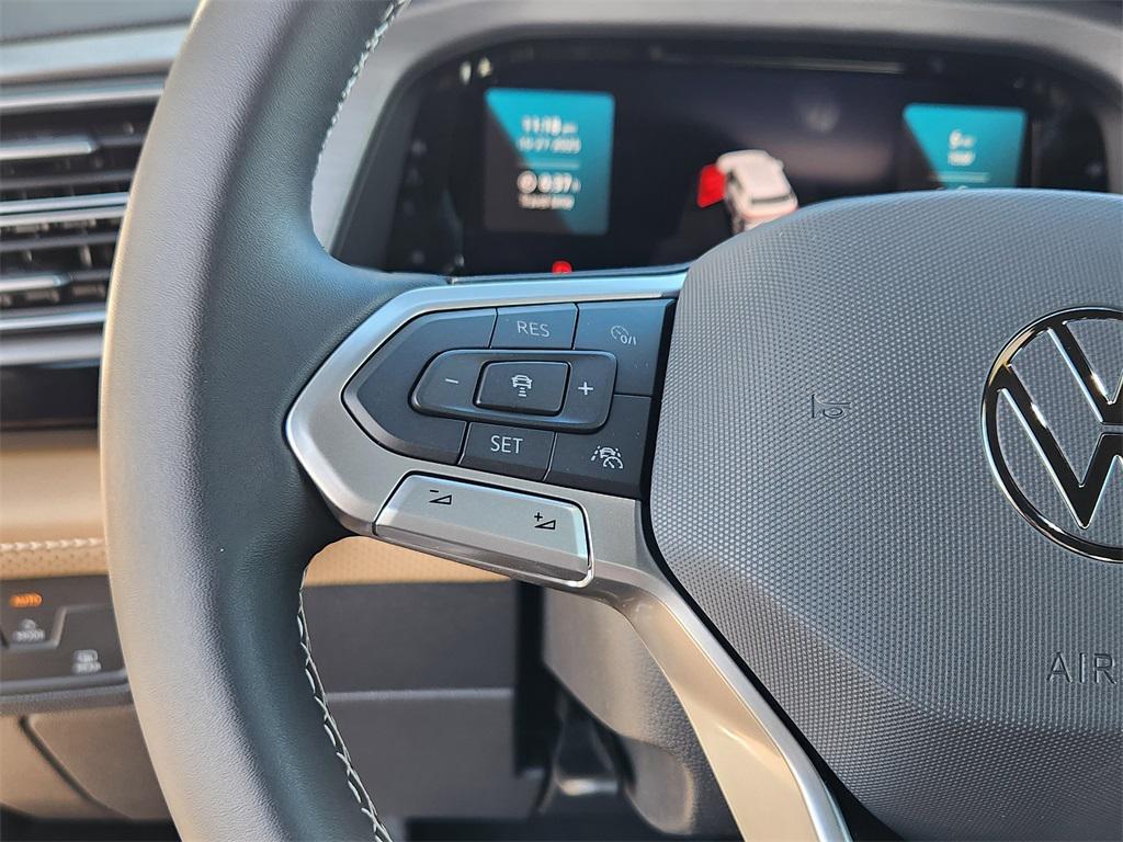 new 2026 Volkswagen Atlas Cross Sport car, priced at $41,276