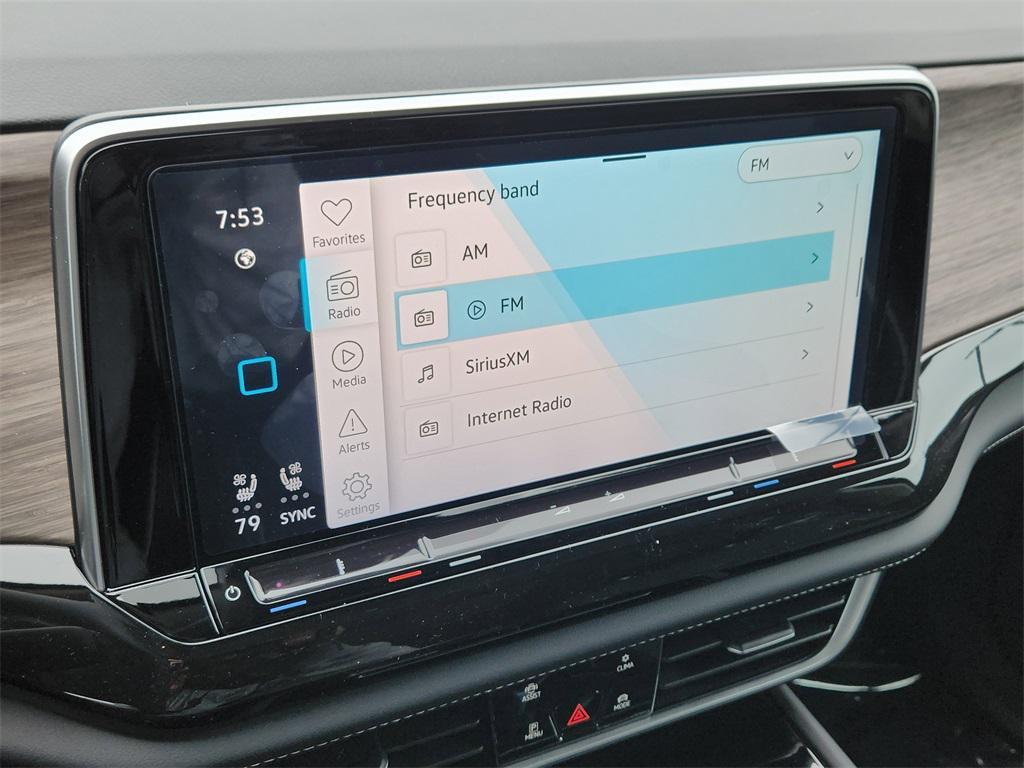 new 2025 Volkswagen Atlas car, priced at $53,314