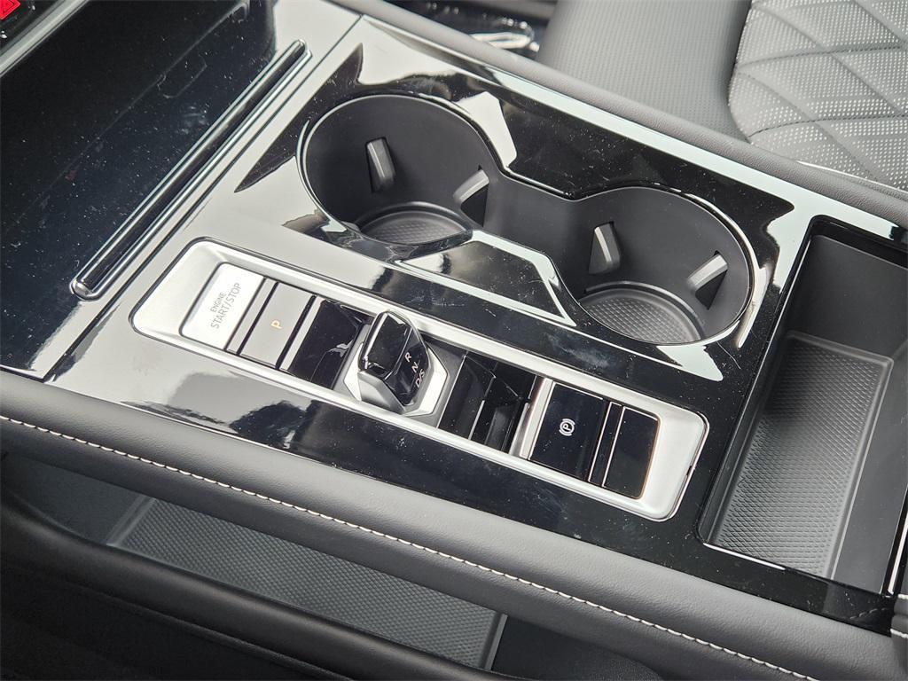 new 2025 Volkswagen Atlas car, priced at $53,314