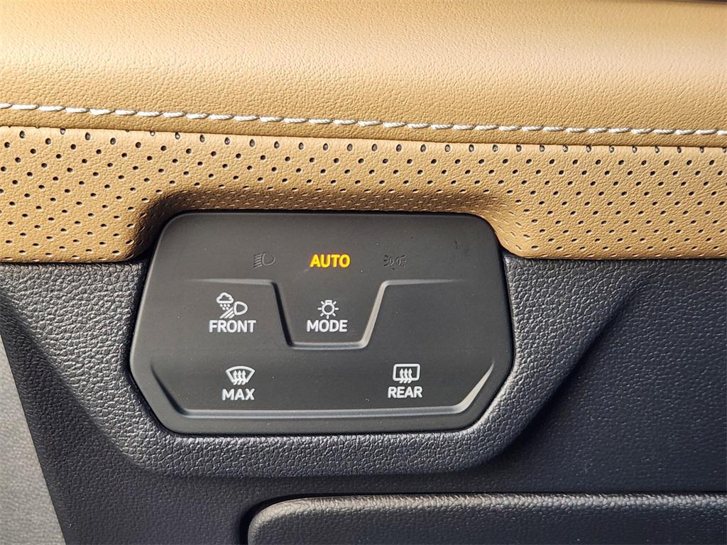 new 2026 Volkswagen Atlas Cross Sport car, priced at $41,276