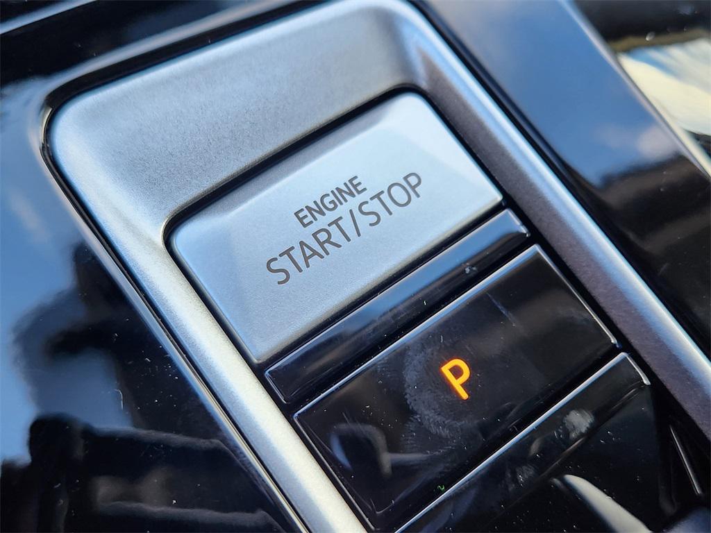 new 2026 Volkswagen Atlas car, priced at $56,502